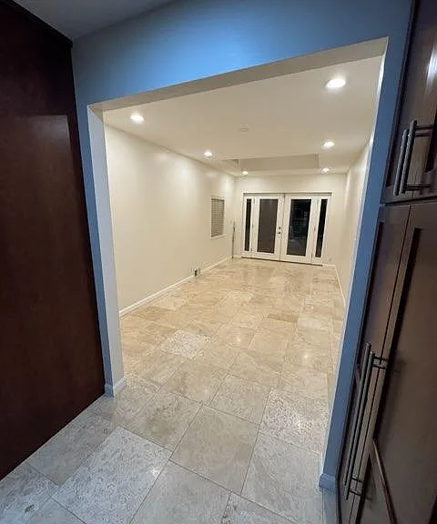 2415 Olive St — Photo 20