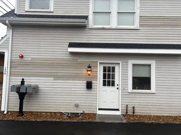 154 Granite St #3, Rockport, MA 01966