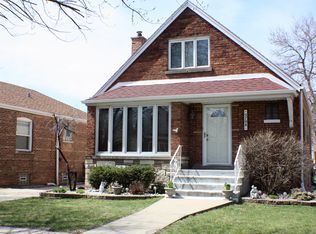 5708 S Neenah Ave, Chicago, IL