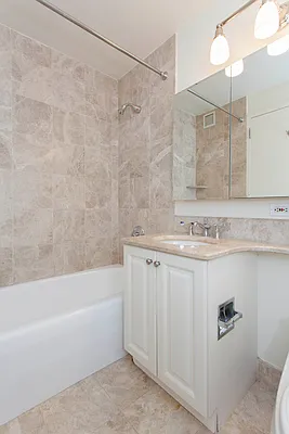 Rented by Mirador Real Estate | media 25