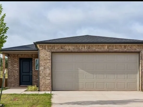 1221 Colt Dr, Guthrie, OK 73044