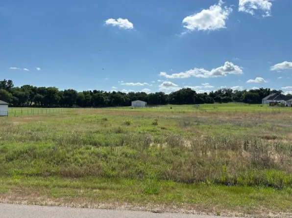 2004 Glenhollow Dr, Weatherford, TX 76088