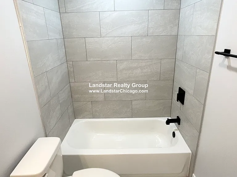 2171 W Wilson Ave — Photo 19