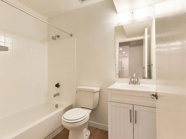 Crestwood Place — Photo 26