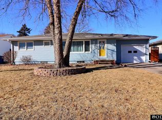 2049 Pearl St, Fremont, NE 68025