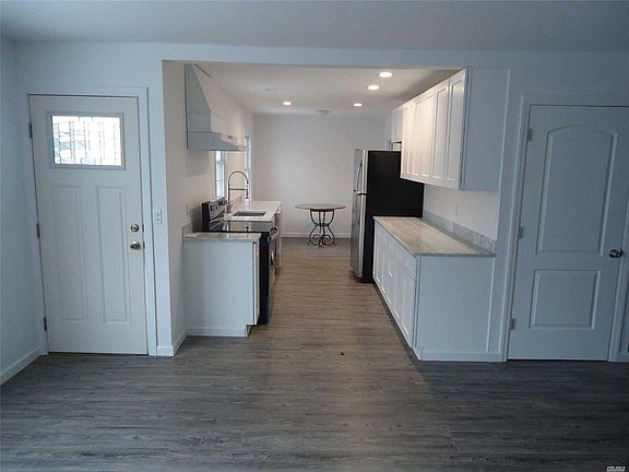 5th image of 649 Northville Tpke