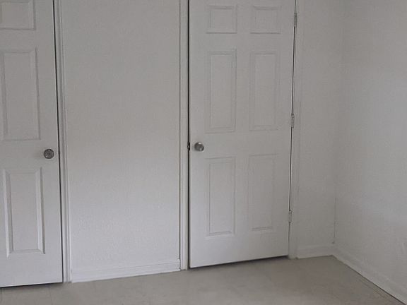 3rd image of 512 W Green Ave #28