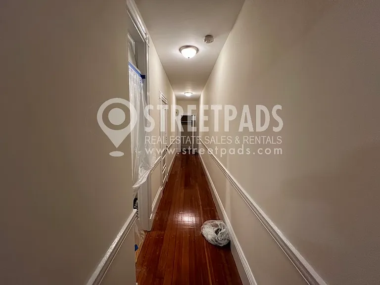 504 Beacon St #21 — Photo 5