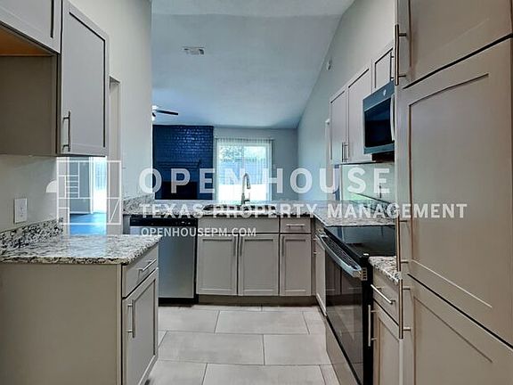 5th image of 104 Iberis Ct