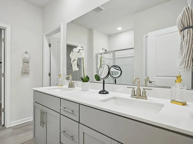 332 Karlov Rd — Photo 6