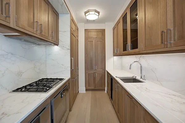 Rented by LG Fairmont Group | media 39