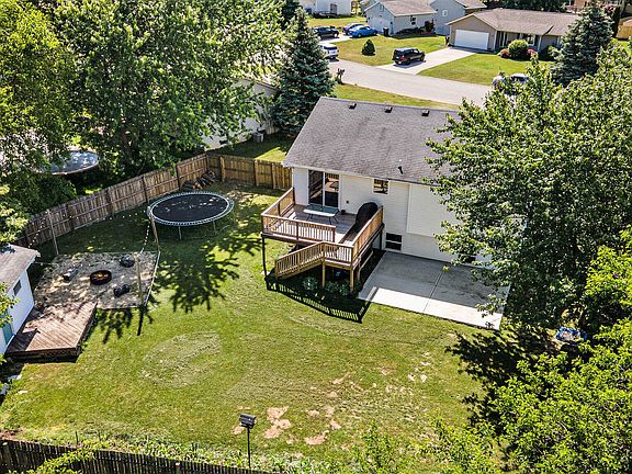 2nd image of 11323 Stonehedge Dr
