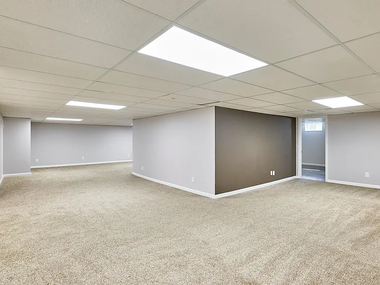 668 Stablestone Dr — Photo 39
