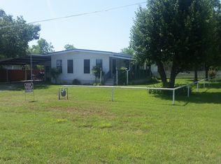 321 W Walnut St, Strawn, TX 76475