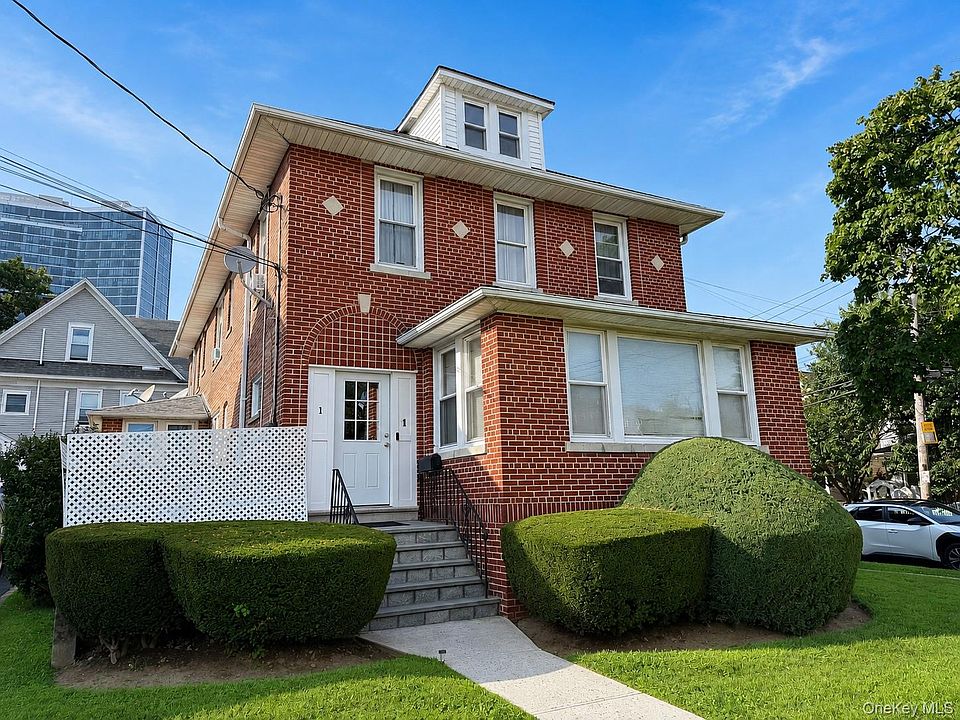 1st image of 1 Davis Avenue