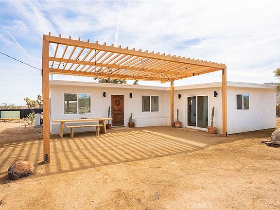 2nd image of 1571 Covelo