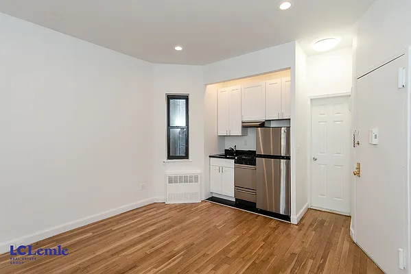 Rented by LC Lemle Real Estate Group | media 3