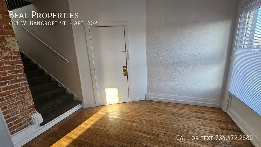 4 bed, 927 sqft, $865 — Photo 2
