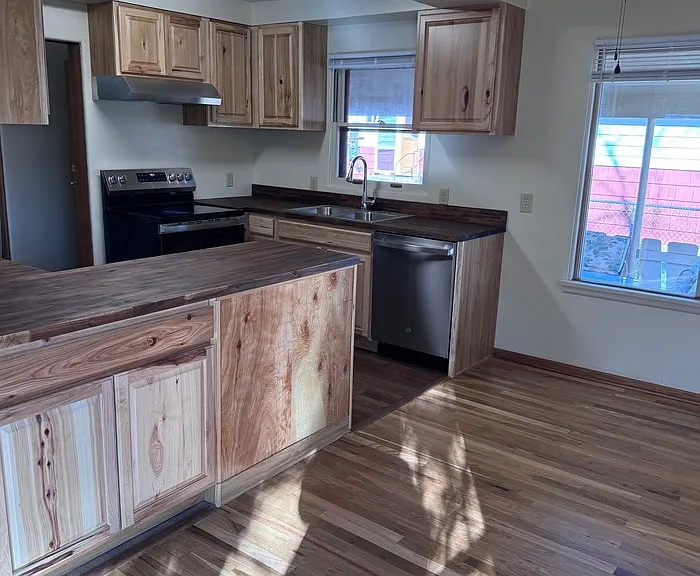 115 E Addison St #MAIN — Photo 7