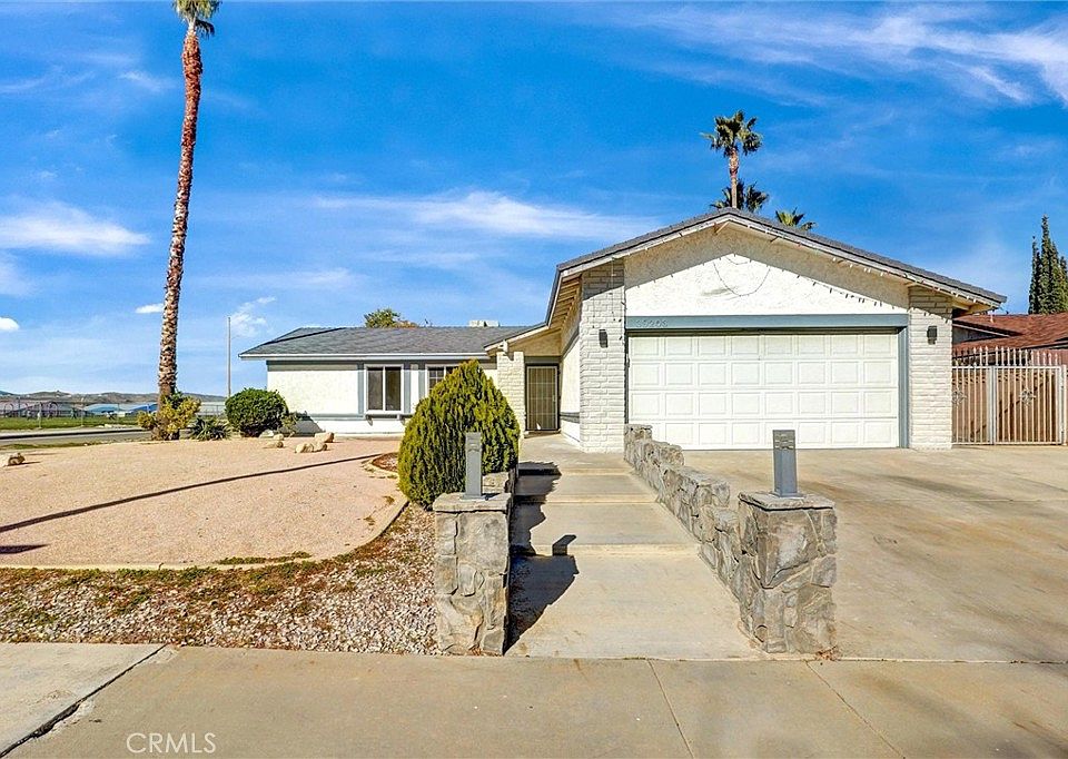 1st image of 39203 Foxholm Dr