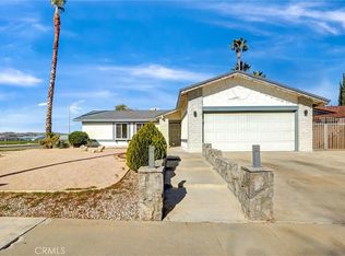 39203 Foxholm Dr, Palmdale, CA 93551