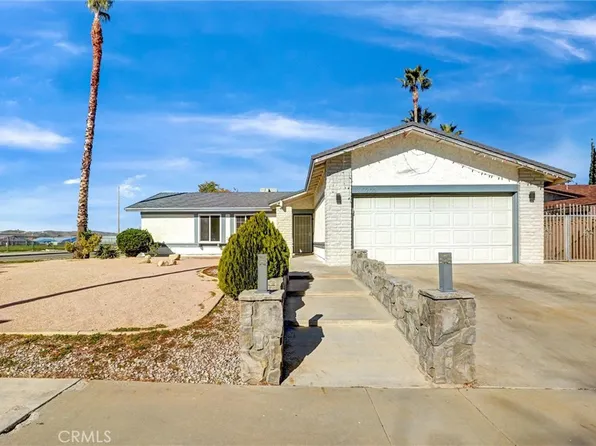 39203 Foxholm Dr, Palmdale, CA 93551