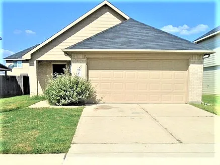 21606 Nella Cir — Photo 1