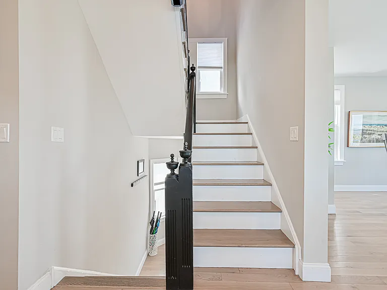 140 S Bartram Ave — Photo 51