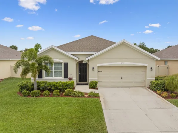 2744 Granville Mnr SW, Vero Beach, FL 32968