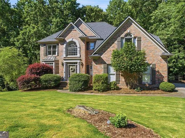 835 Forestwalk Dr, Suwanee, GA 30024