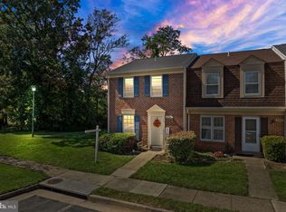 22313 Mayfield Sq, Sterling, VA 20164