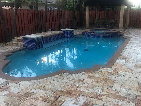 3rd image of 13957 NW 88th Pl