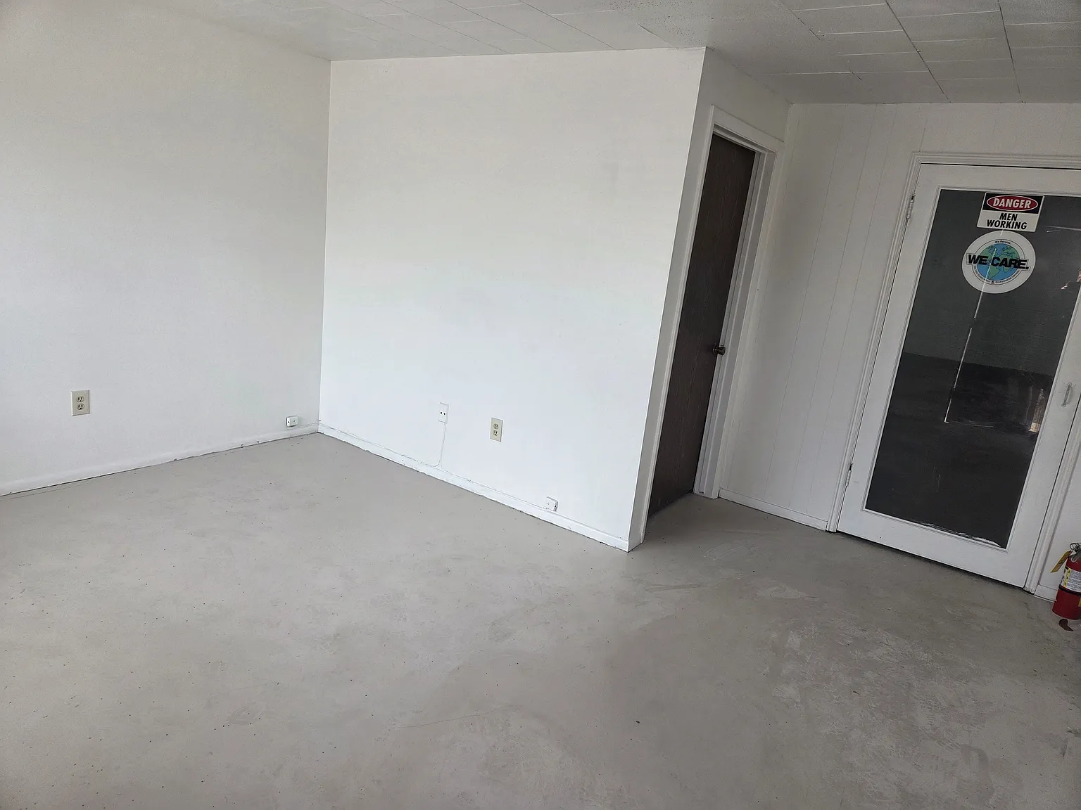 1386 W 8040 S — Photo 3