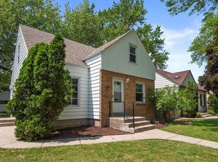 3607 N 61st St, Milwaukee, WI 53216