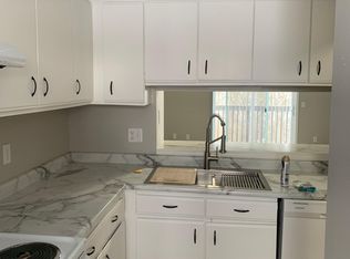 700 N Adelaide St APT 42, Normal, IL 61761