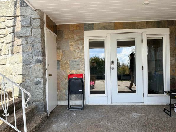 2 bedroom rental in West Vancouver — photo 3