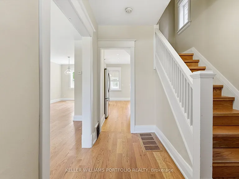 289 Wolverleigh Blvd — Photo 5