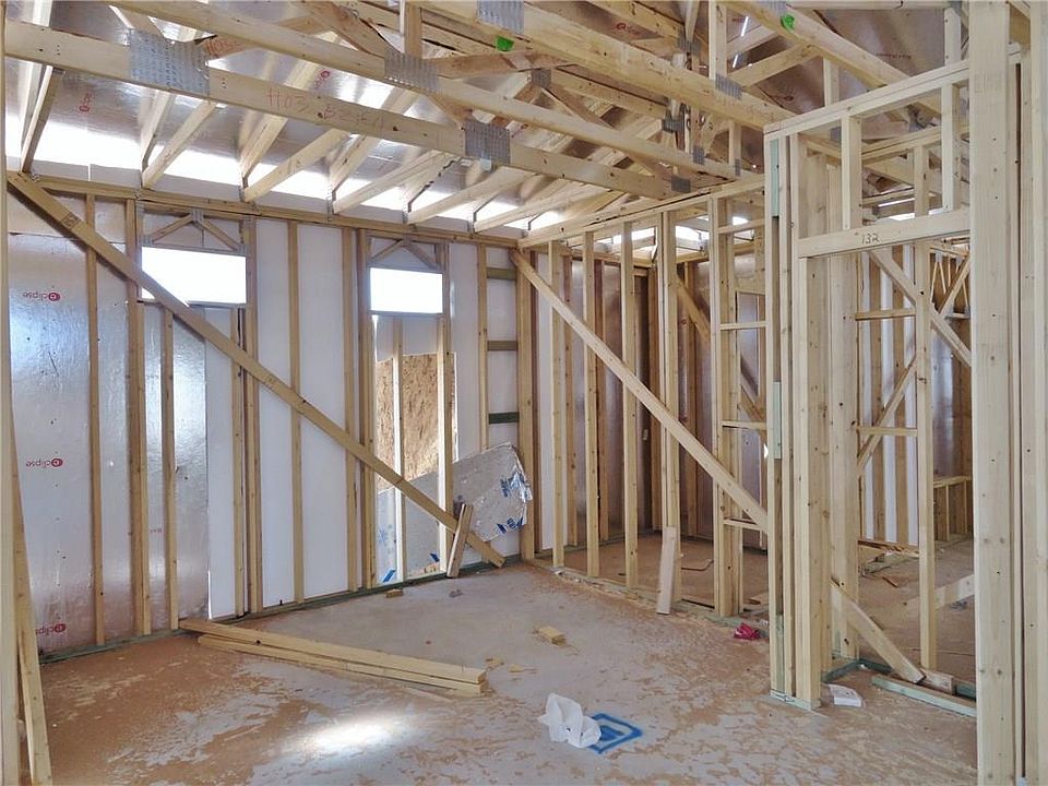 2nd image of 14346 Loma Esmeralda Dr