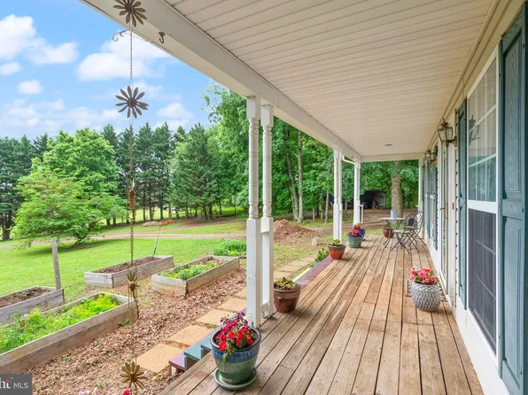 14070 McKinley Ln, Culpeper, VA 22701