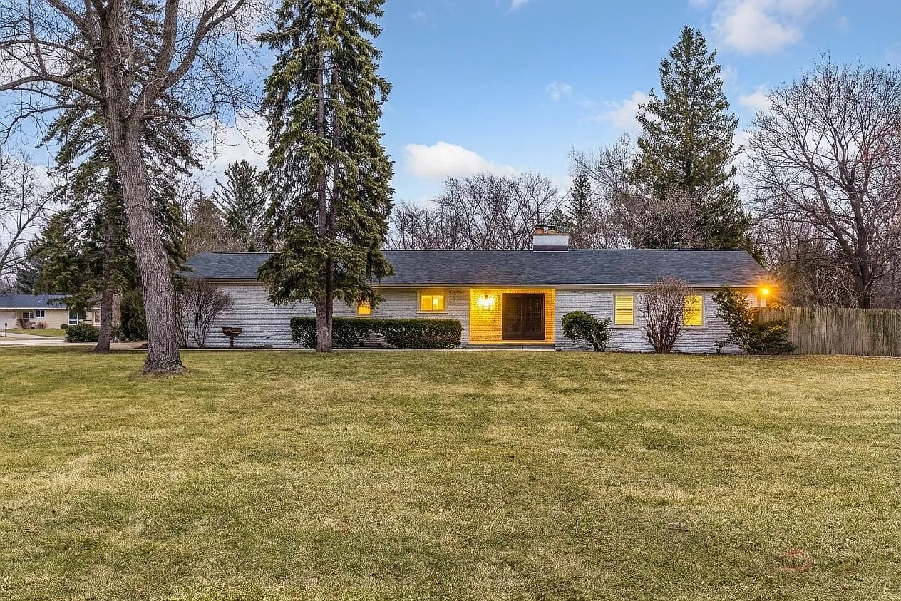 1967 Red Fox Ln photo 1