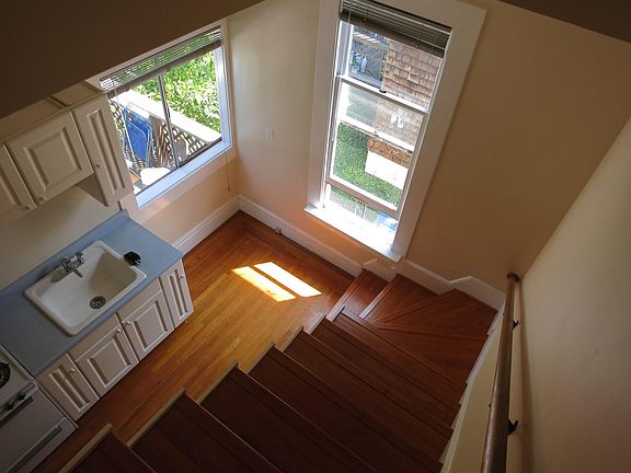 2nd image of 2035 Hearst Ave #C1