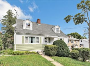 41 Puritan Ln, Stamford, CT 06906