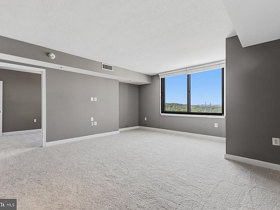 3rd image of 2451 Midtown Ave #1520