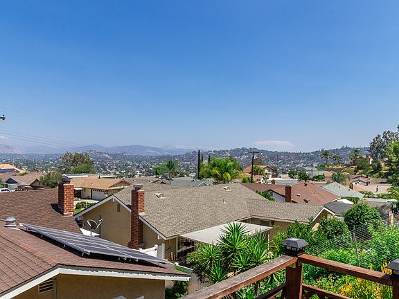5th image of 528 La Sombra Dr