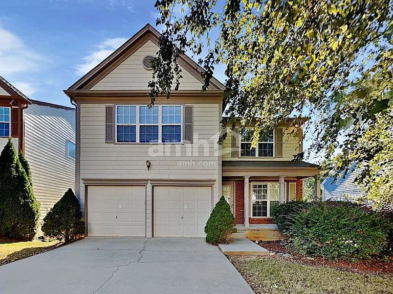 3450 Ridgefair Dr — Photo 1