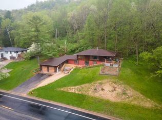 1463 Gilmore Valley Rd, Winona, MN 55987