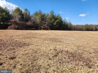 4199 York Rd, New Oxford, PA 17350