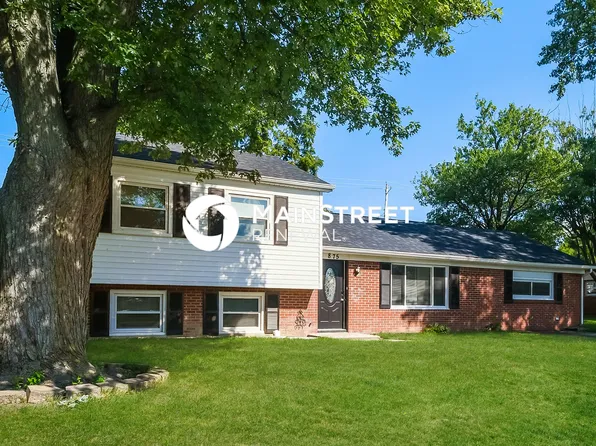 875 Maple Dr, Greenfield, IN 46140