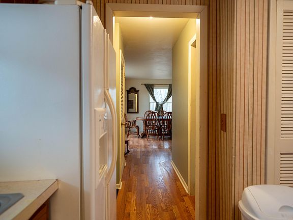 4th image of 7215 Folks Rd