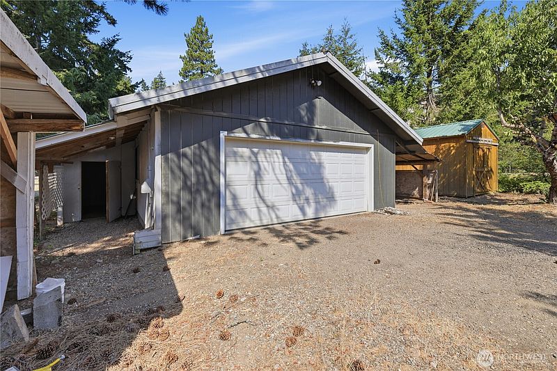 4th image of 70 Hummingbird Lane